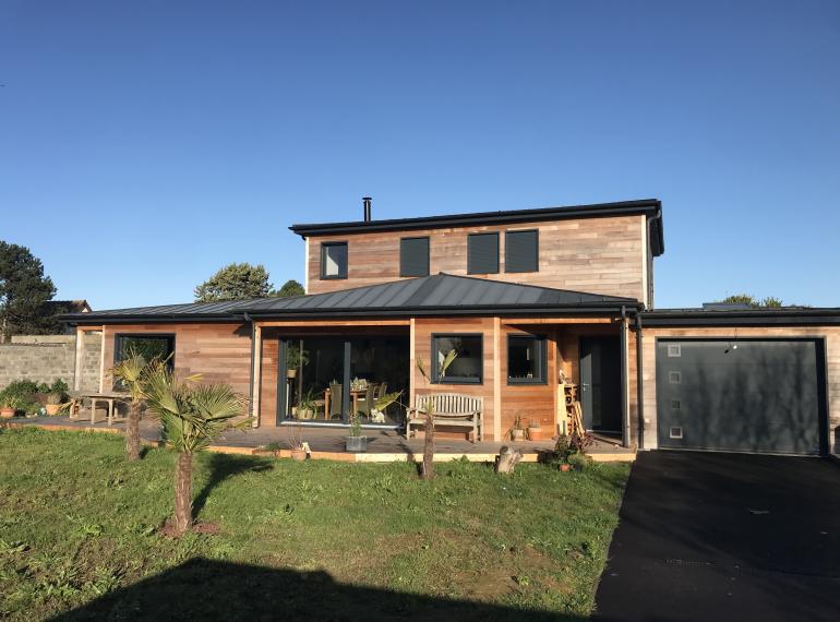 Découvrez nos deux dernières constructions de maisons en bois sur la Côte de Nacre