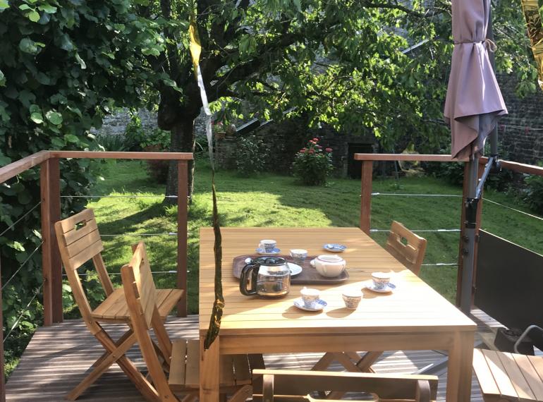 Construction d'une terrasse en bois au sud de Caen